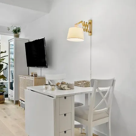 Stunning In With View *
