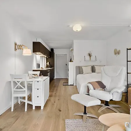 Apartment Stunning In With View